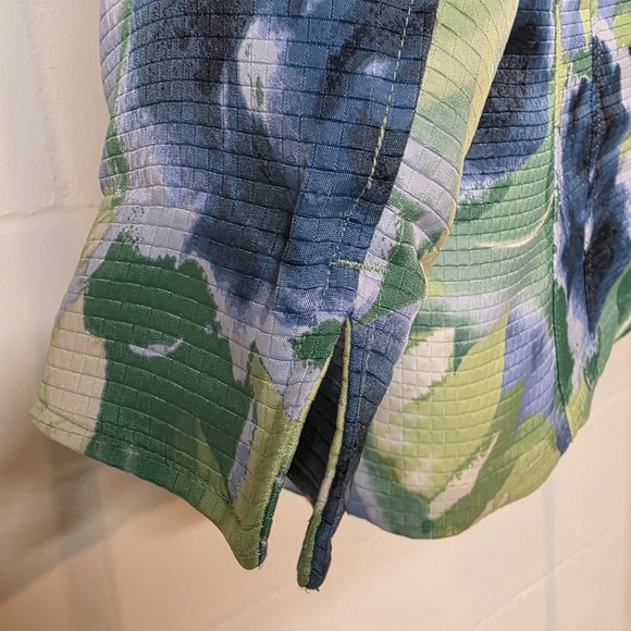 Christopher & Banks Women L Blue Green Floral Waffle Blazer Button Spring Jacket - Picture 11 of 11
